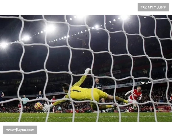 CCTV5现场直播阿森纳主场迎战西汉姆联全力争胜攻守兼备剑指三分